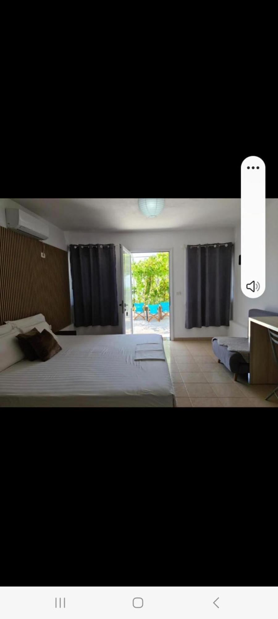 Salt Life Hotel Dhermi Bagian luar foto